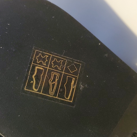 Cinzia Araia Boots Made In Italy Size 39.5 USA 9.5 NWOT - Picture 8 of 9